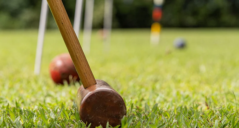 GAMES & CROQUET