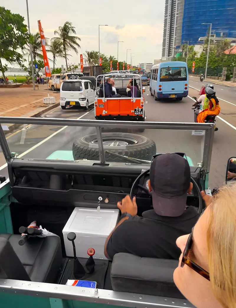 Forgotten-Colombo-on-a-Landy