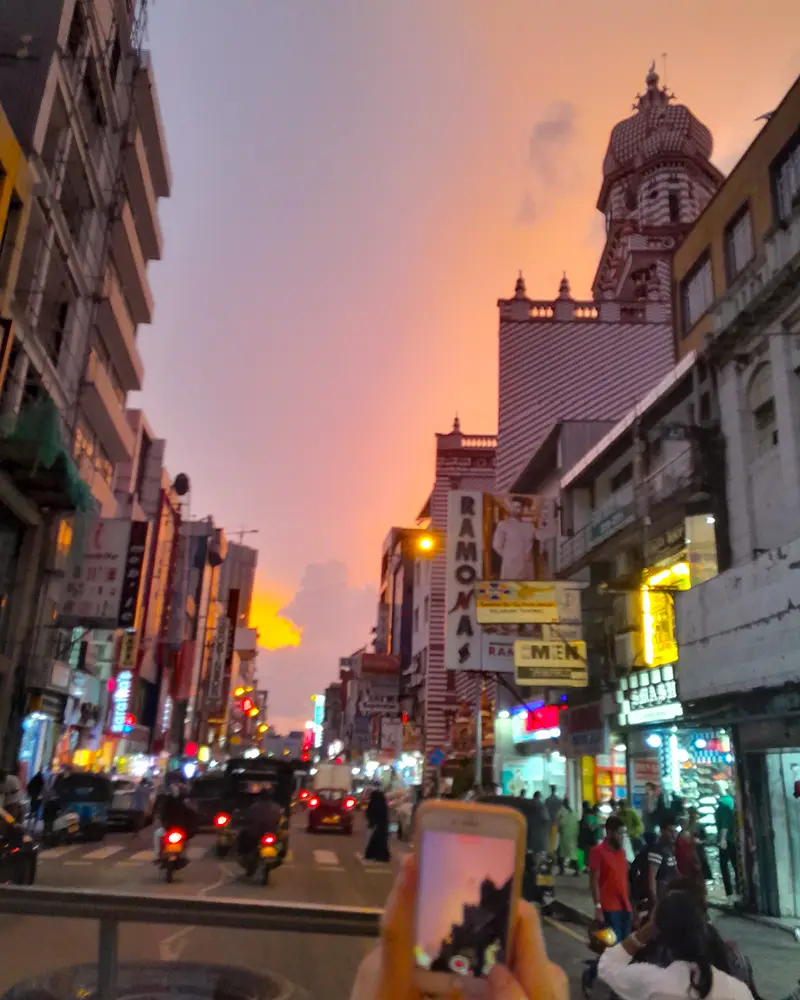 HEART OF COLOMBO