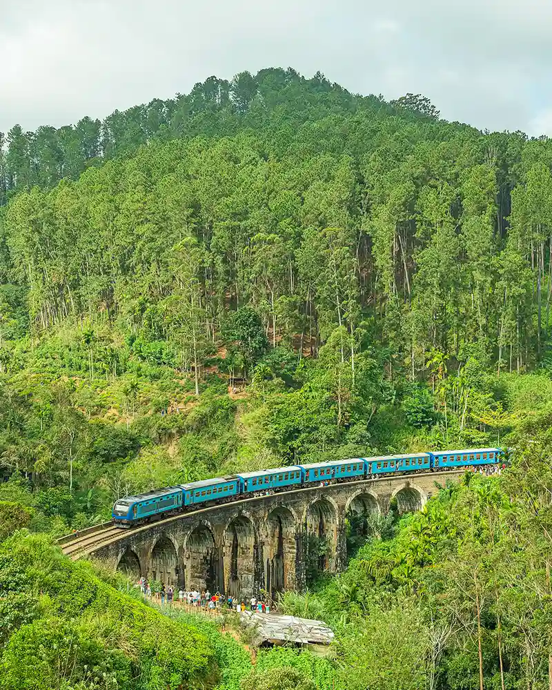 9 ARCH BRIDGE
