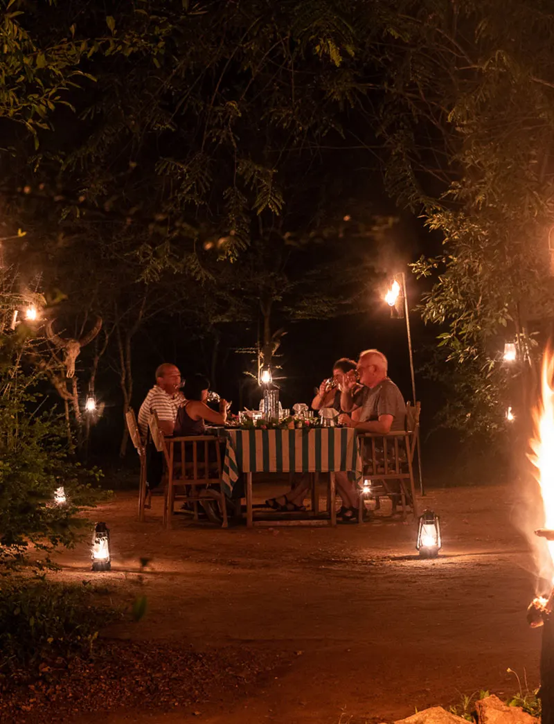 Kulu-Safaris Dining