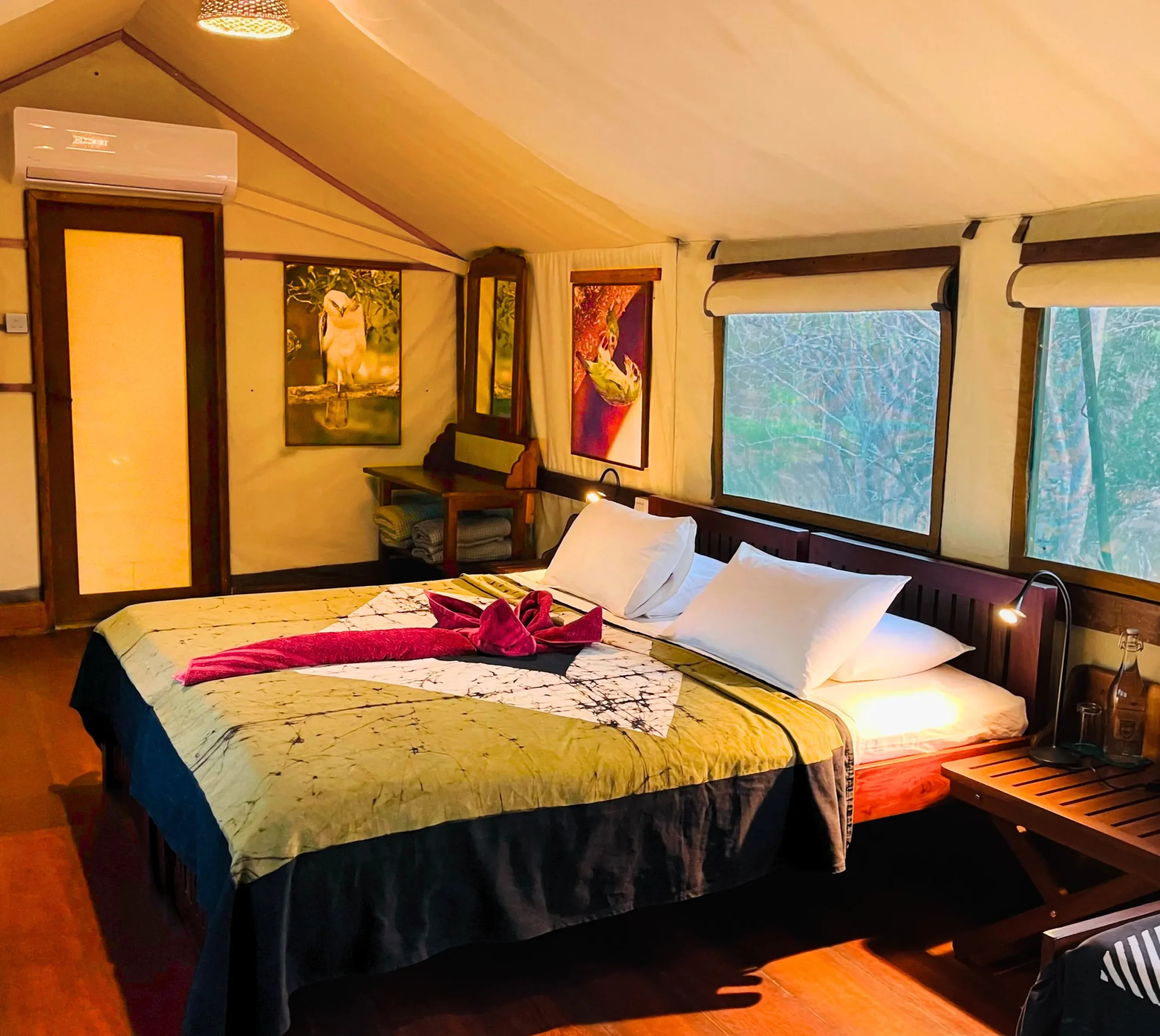 CLASSIC-CANVAS-TRIPLE-TENT Kulu-Safaris