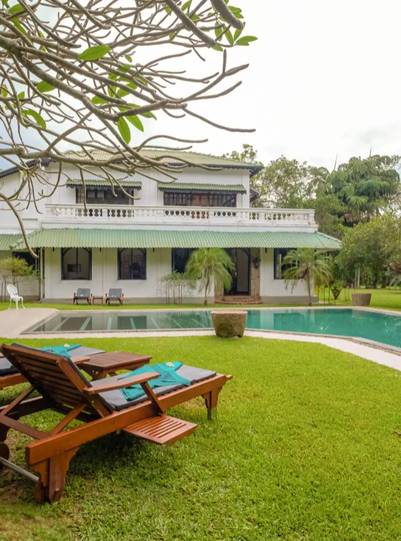 Villa with the pool